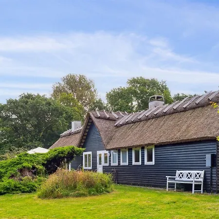 Emeli - 100m From The Sea By Interhome Fårevejle