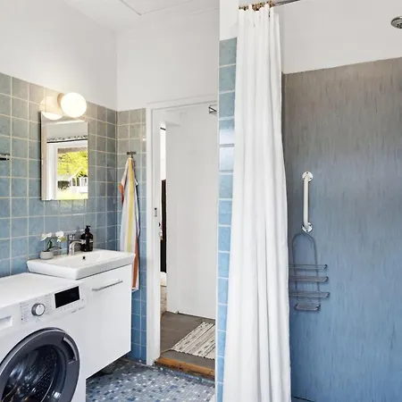 Сasa de vacaciones Emeli - 100m From The Sea By Interhome