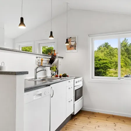 Сasa de vacaciones Emeli - 100m From The Sea By Interhome *