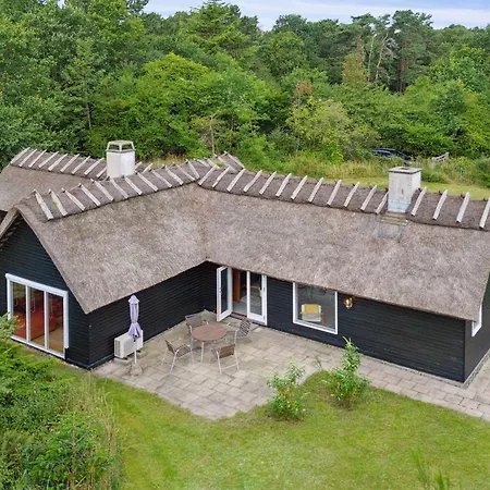 Сasa de vacaciones Emeli - 100m From The Sea By Interhome *